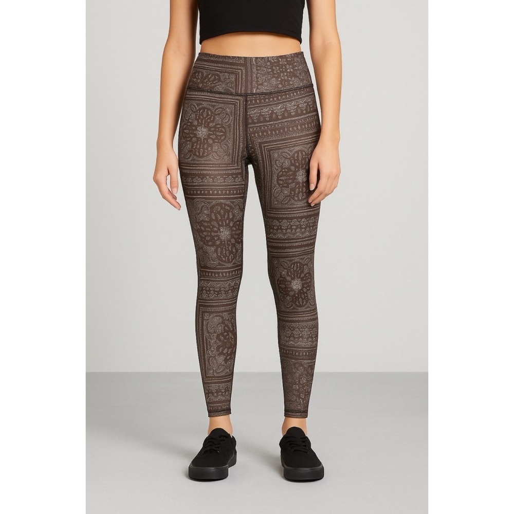 Finders Keepers Fit Boho Floral Bandana Printed Leggings